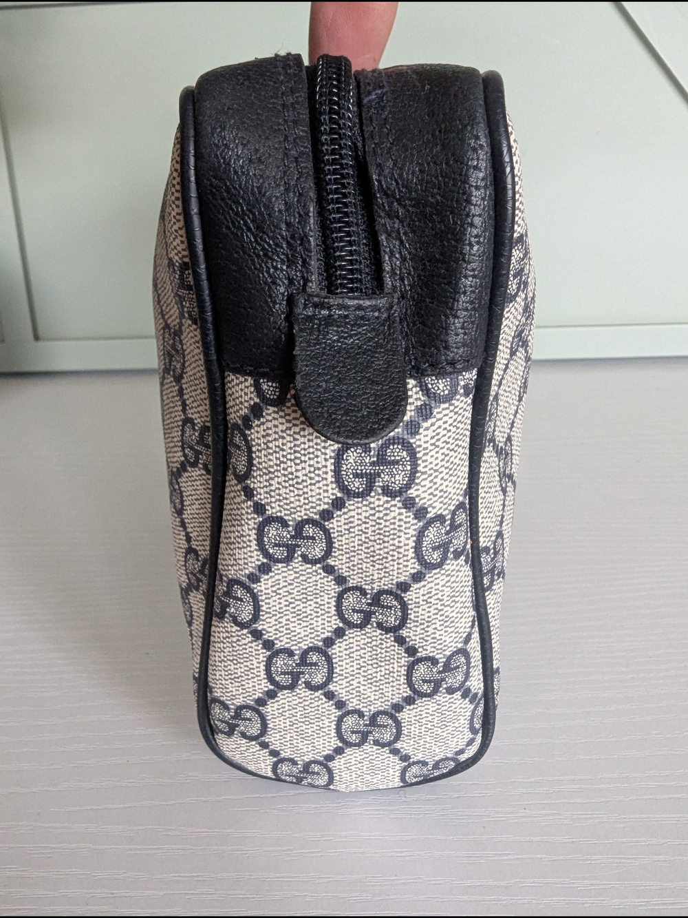 Gucci Ophidia GG Canvas Cosmetic Pouch in Navy/Red - Picture 5 of 15